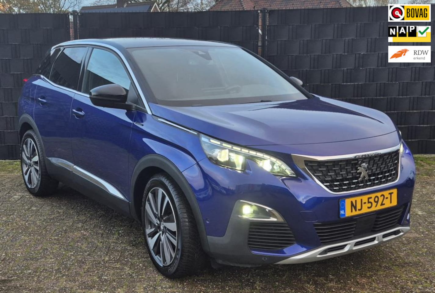 Peugeot 3008 - 1.2 PureTech GT Line 1.2 PureTech GT Line - AutoWereld.nl
