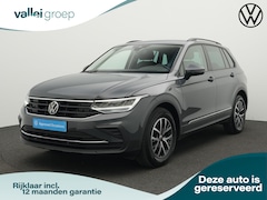 Volkswagen Tiguan - 1.5 TSI 131 pk Life | Trekhaak | Achteruitrijcamera | Navigatie | Adaptive Cruise