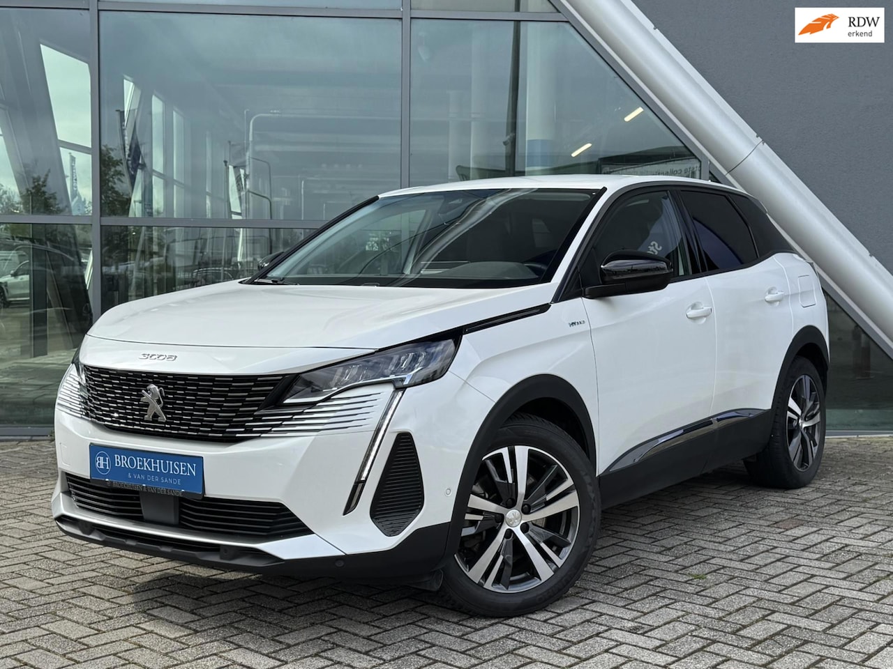 Peugeot 3008 - 1.6 Plug-in HYbrid 225pk Allure Pack Business Camera / Cruise Control / Navigatie - AutoWereld.nl