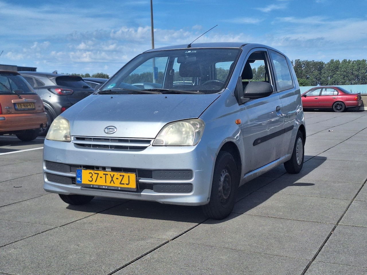 Daihatsu Cuore - €850,-1.0-12V Osaka Apk 11/2025 - AutoWereld.nl
