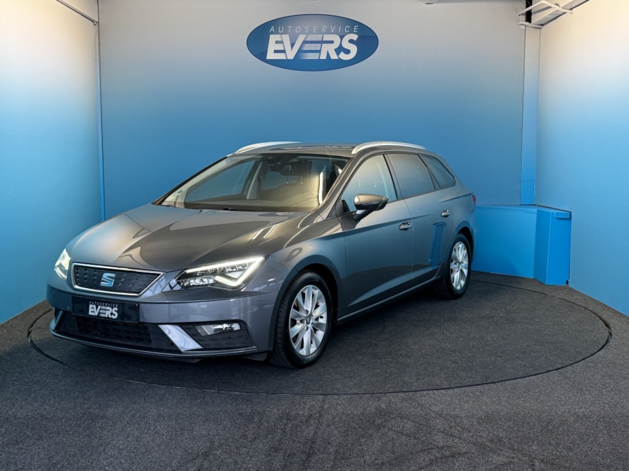 SEAT Leon ST - 1.0 EcoTSI Style BusinessIine AUTOMAAT, Trekhaak - AutoWereld.nl