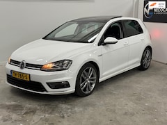 Volkswagen Golf - 1.4 TSI Highline / R-LINE / NETTE AUTO / DEALER ONDERHOUDEN