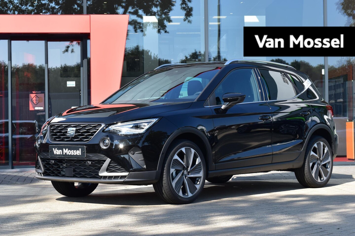 SEAT Arona - 1.0 TSI FR | Demonstratievoertuig | Airco | Apple carplay / android auto | 18'' LM velgen - AutoWereld.nl