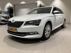 Skoda Superb Combi - 1.8 TSI Style Business 179 PK | Automaat | Apple Carplay | Stuurwielverwarming | Stoelverw