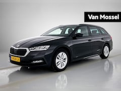 Skoda Octavia Combi - 1.0 e-TSI Business Edition | ADAPTIEF CRUISE CONTROL | KEYLESS | PARKEERSENSOREN V+A | LMV