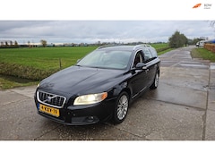 Volvo V70 - 2.4 D5 Summum/ automaat/ leder/ EURO 4/ bj 2007