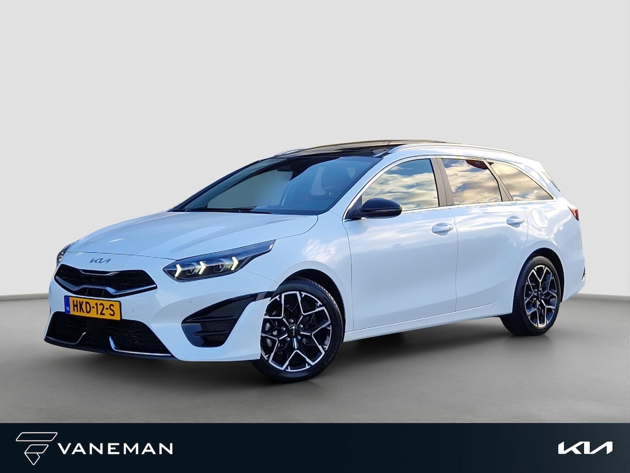 Kia Cee'd Sportswagon - Ceed 1.5 T-GDi GT-Line | Pano | Stoelverwarming | LED | Climate | Elek. Achterklep | - AutoWereld.nl
