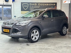 Ford Kuga - 1.6 Titanium 4WD|AUTO|CAMERA|OPENDAK|LEER|TREKHAAK