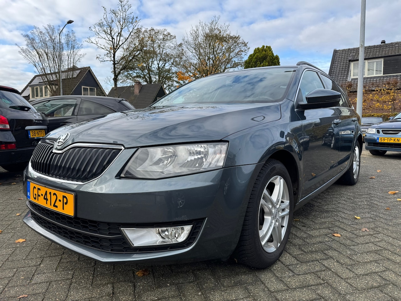 Skoda Octavia Combi - 1.2 TSI Greentech Ambition Apk 27/12/26,Airco,Cruise,Navi,Nap,Trekhaak - AutoWereld.nl