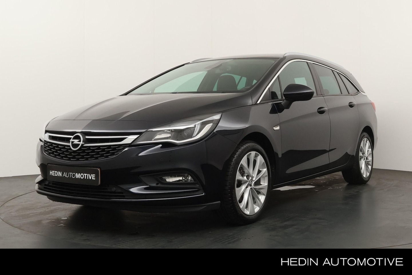 Opel Astra Sports Tourer - 1.4 150PK Online Edition | Navigatie | Trekhaak | Cruise Control | Climate Control | AGR S - AutoWereld.nl