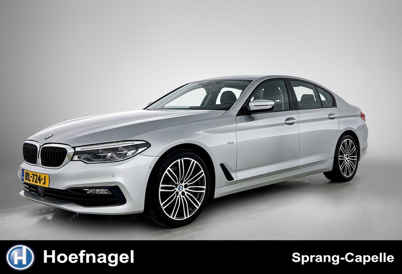 BMW 5-serie - 540i xDrive High Executive | Adaptive Cruise | Trekhaak | Head Up Display | Camera | Memor - AutoWereld.nl