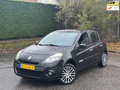 Renault Clio - 1.2 Authentique | Airco | El. Ramen | NAP | 5-drs | Trekhaak | Sportvelgen | Rijdt en scha