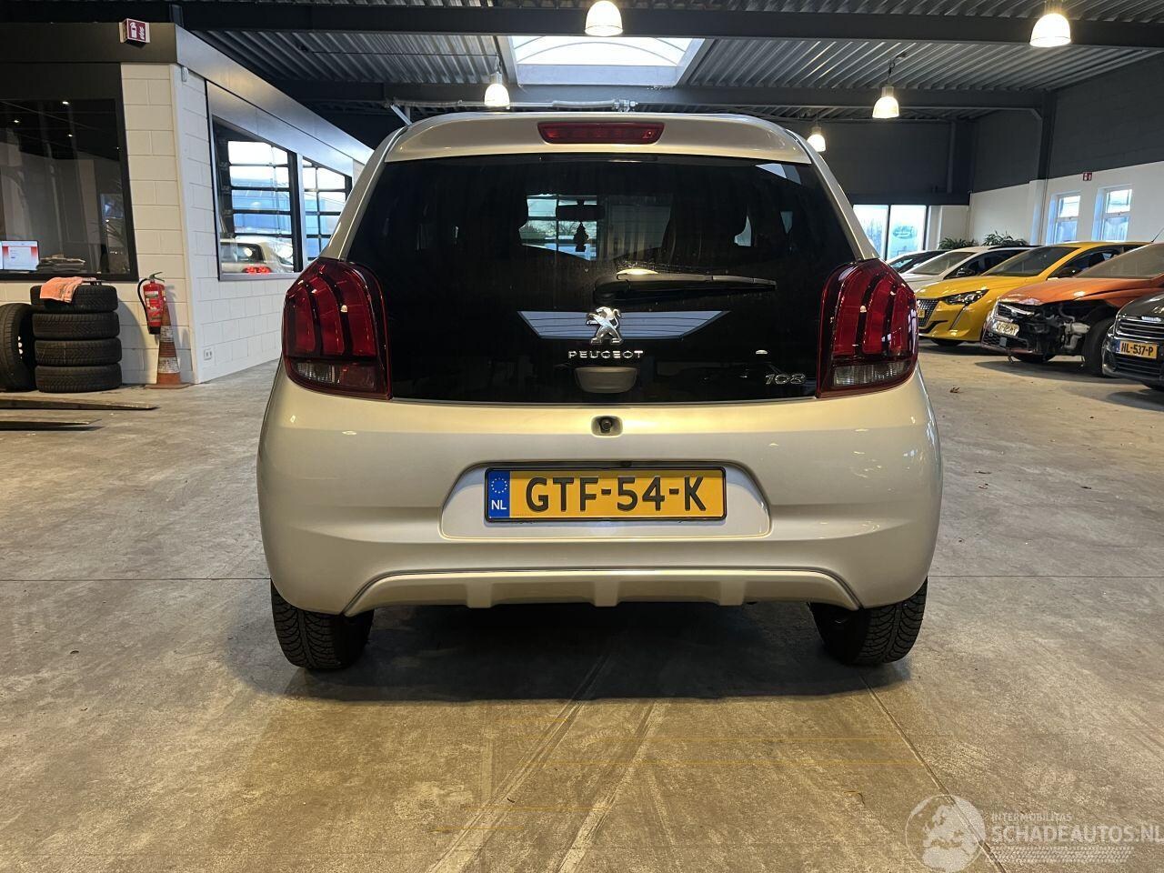 Peugeot 108 - 1.0 e-VTi Collection TOP! 1.0 e-VTi Collection TOP!