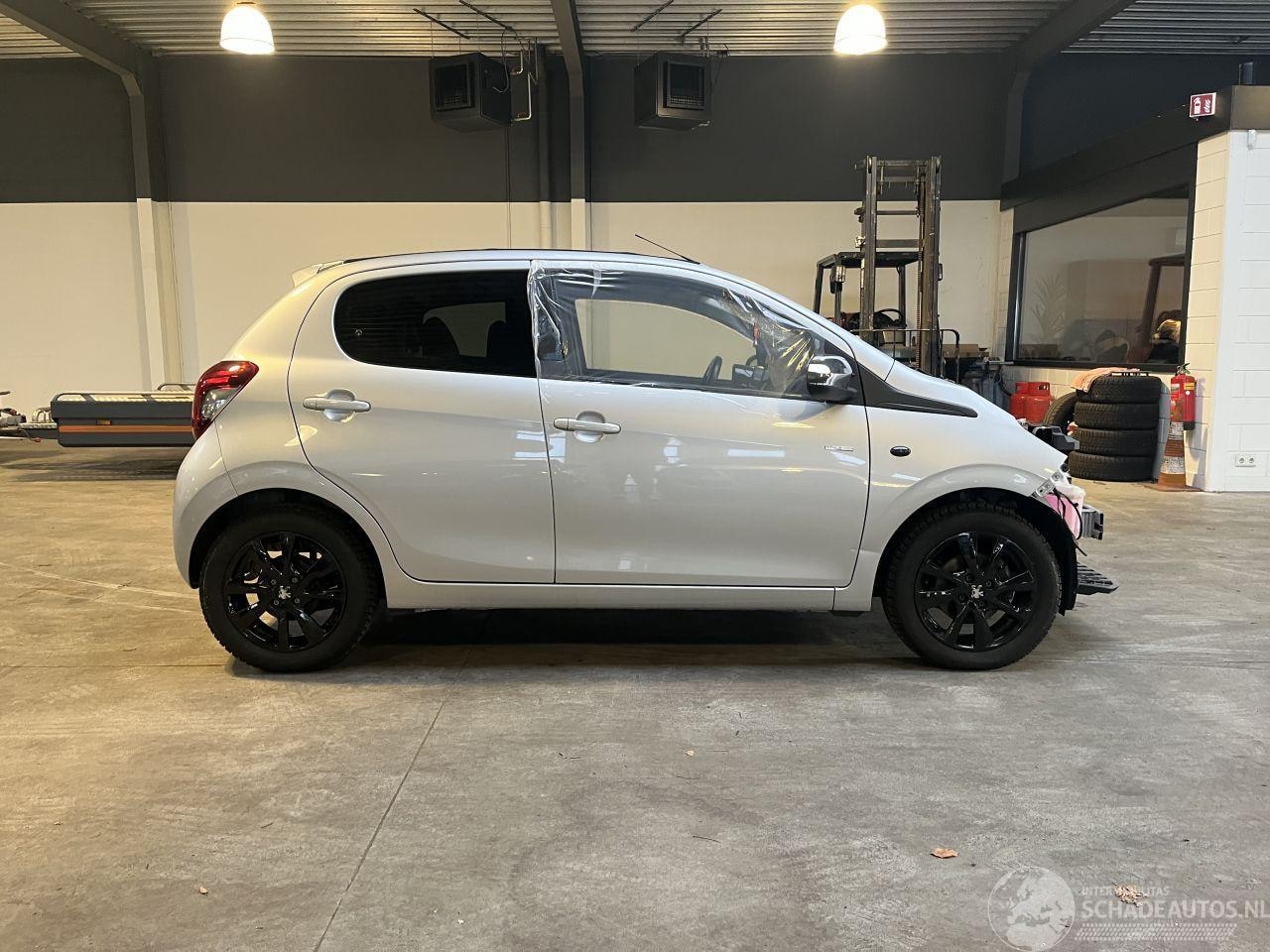 Peugeot 108 - 1.0 e-VTi Collection TOP! 1.0 e-VTi Collection TOP!