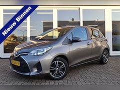 Toyota Yaris - 1.0 VVT-i Now, Airco, Prijs Is Rijklaar Inclusief 6 Maanden Garantie