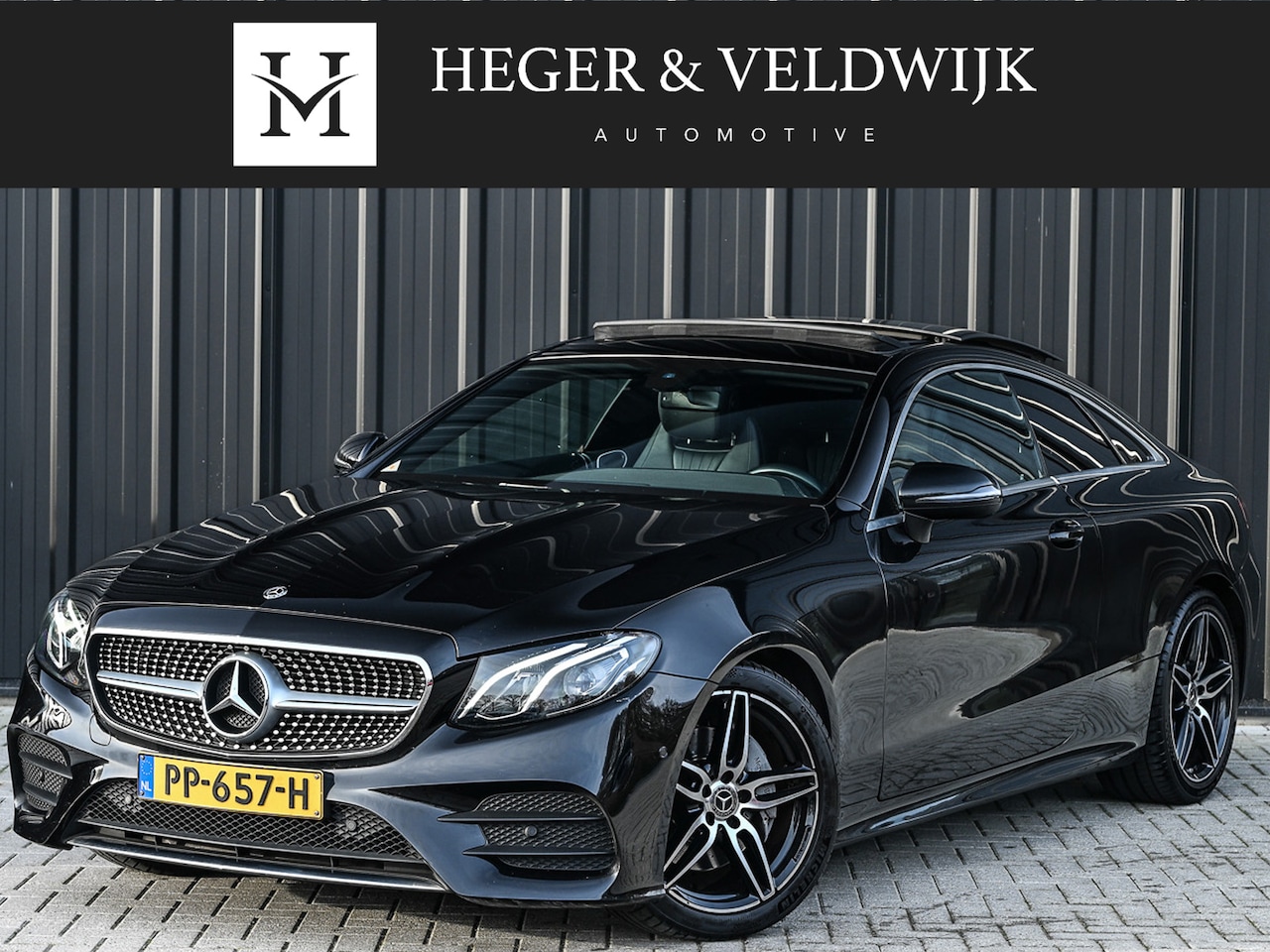 Mercedes-Benz E-klasse Coupé - 200 Business | AMG-LINE | NL-AUTO | PANORAMADAK | CAMERA | SFEERVERLICHTING | LEDER | STOE - AutoWereld.nl