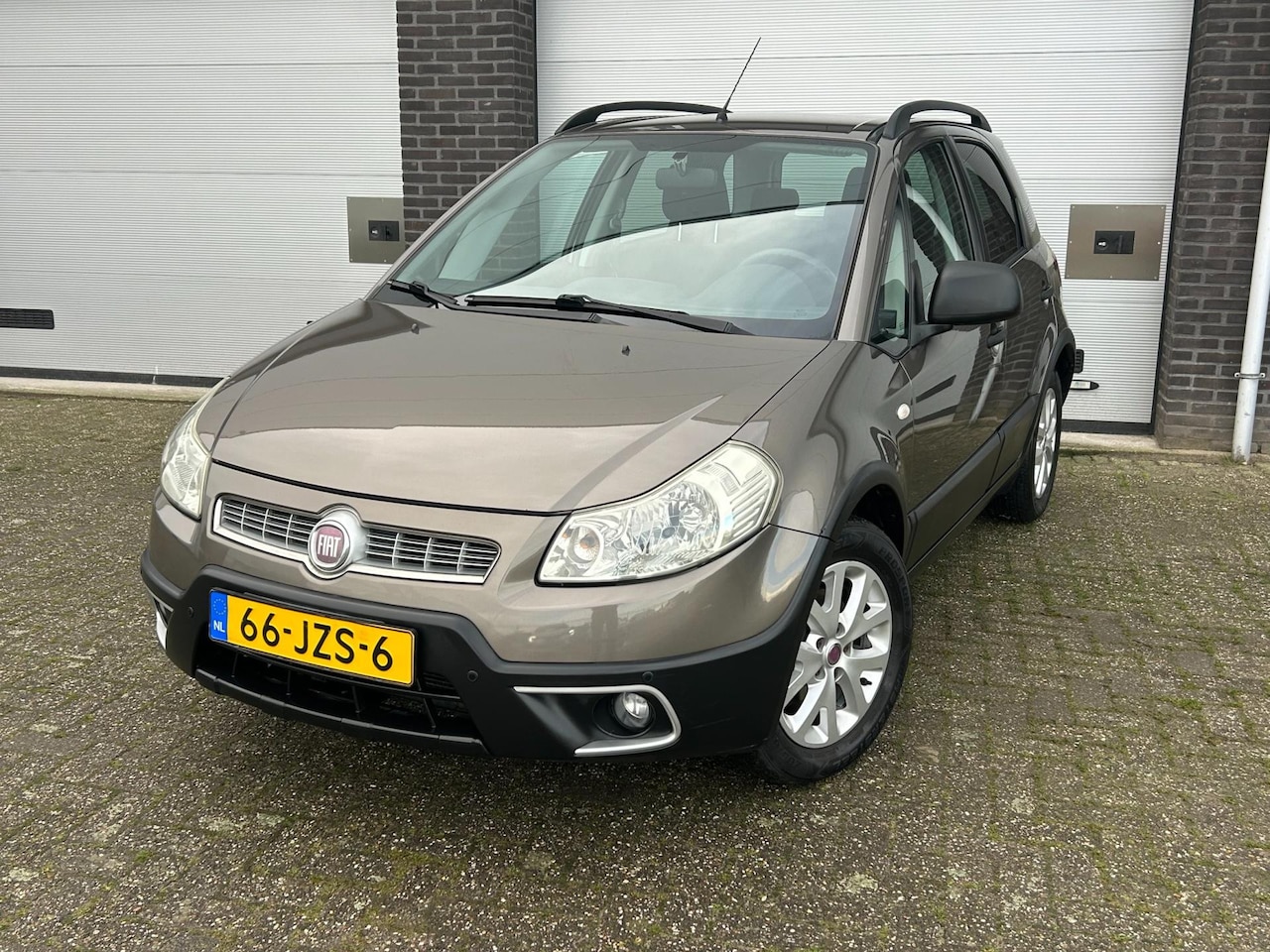 Fiat Sedici - 1.6-16V Young 1.6-16V Young - AutoWereld.nl