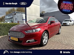 Ford Mondeo - 4-deurs 1.5 Titanium 160pk ECOboost automaat Trekhaak - schuif-kanteldak - unieke auto