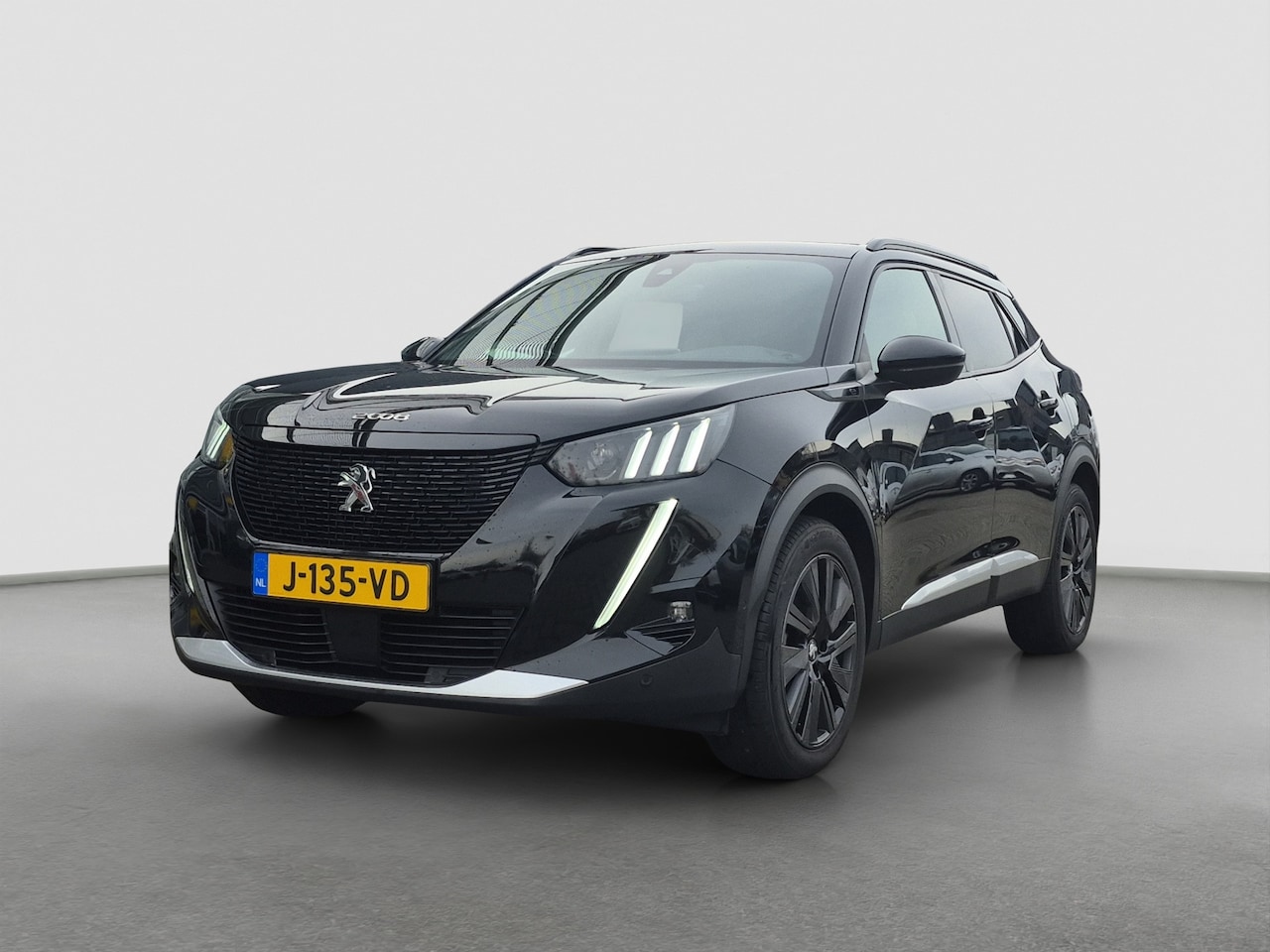 Peugeot e-2008 - EV GT 50 kWh Stoelverwarming | Full LED | Keyless | Full map navigatie | - AutoWereld.nl
