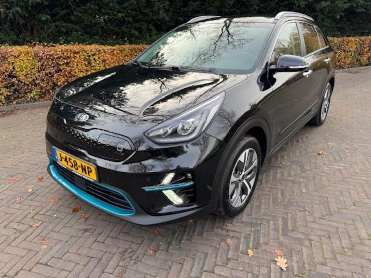 Kia e-Niro - EXECUTIVELINE 64KWH 3 FASEN/ACARPLAY/LEER/FABRIEKSGARANTIE - AutoWereld.nl
