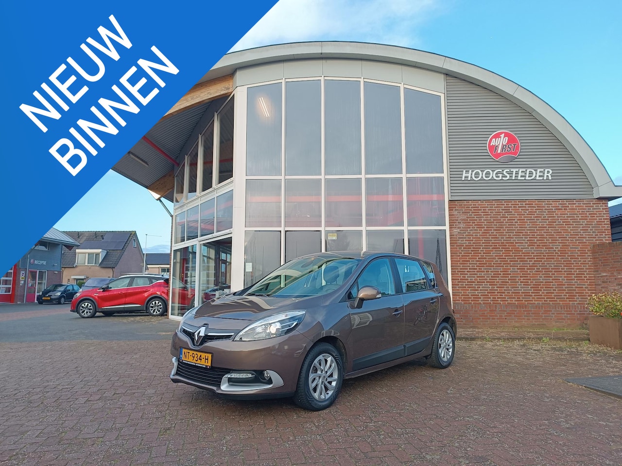 Renault Scénic - 1.2 TCe Limited 1.2 TCe Limited, trekhaak, cruise, stoelverw. - AutoWereld.nl