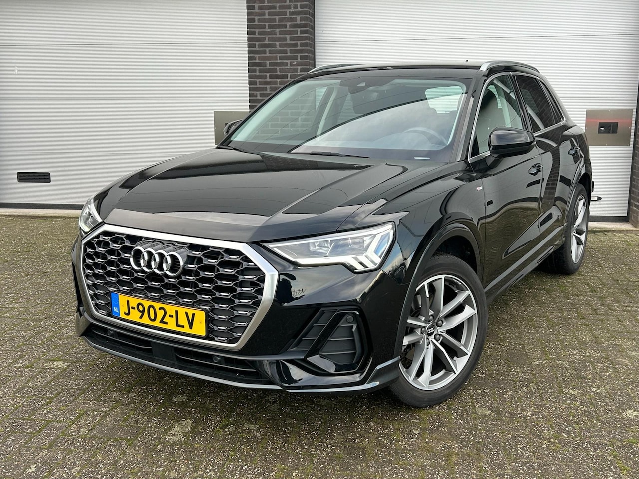 Audi Q3 - 35 TFSI Pro Line business 35 TFSI Pro Line business - AutoWereld.nl