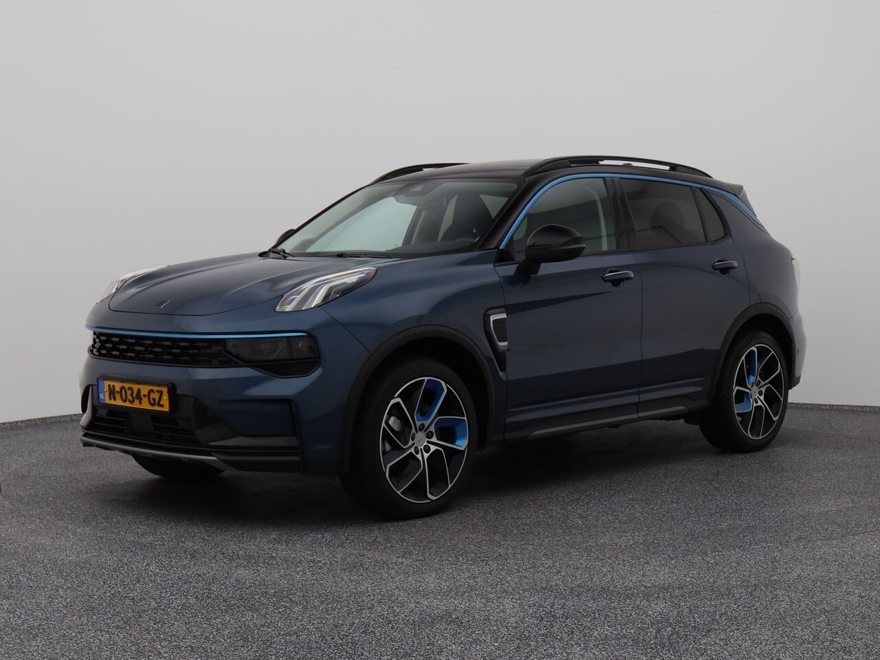 Lynk & Co 01 - 1.5 Plug-in Hybrid | NLD AUTO - AutoWereld.nl