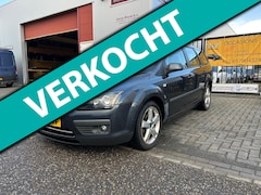 Ford Focus Wagon - 1.6-16V Futura In de opties
