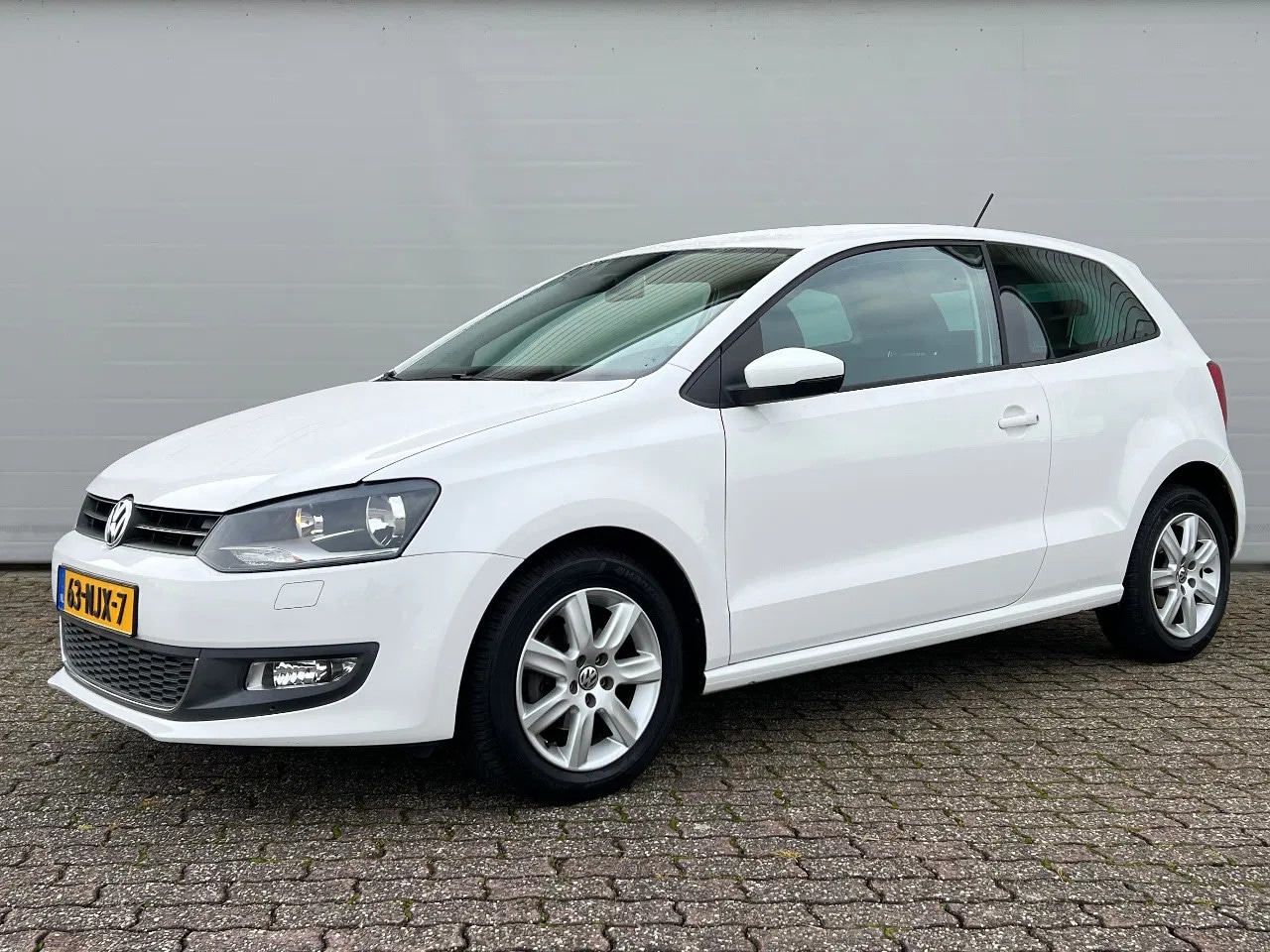 Volkswagen Polo - 1.2 TSI 105PK | DSG | Highline | NL-auto van 2e eigenaar | Nieuwstaat! - AutoWereld.nl