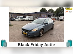 Volvo V40 - 1.6 T2 Momentum