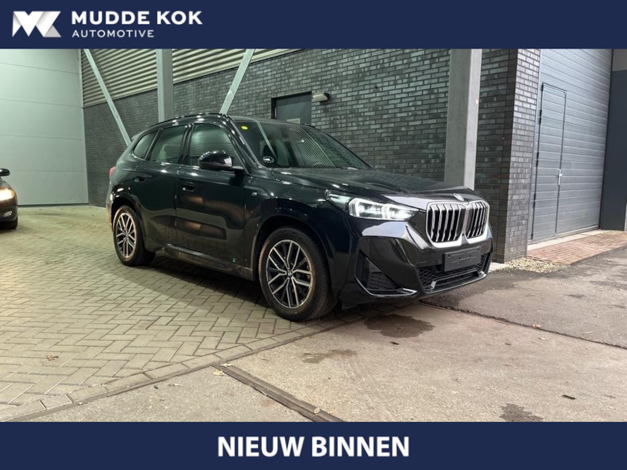 BMW X1 - sDrive18i M-Sport | Shadow Line | Keyless | Camera | Stoelverwarming | 18 Inch - AutoWereld.nl