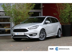 Ford Focus Wagon - 1.0 EcoBoost 140pk ST-Line | Navi | Clima | Parkeersens. voor en achter | Trekhaak | 17''