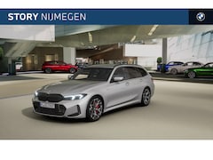 BMW 3-serie Touring - 330e High Executive M Sport Automaat / Panoramadak / Trekhaak / Sportstoelen / Adaptieve L
