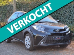 Toyota Aygo X - Camera Cruise Zwart Automaat CarPlay 1e-eigenaar NAP NL Auto Fabrieksgarantie 1.0 VVT-i S