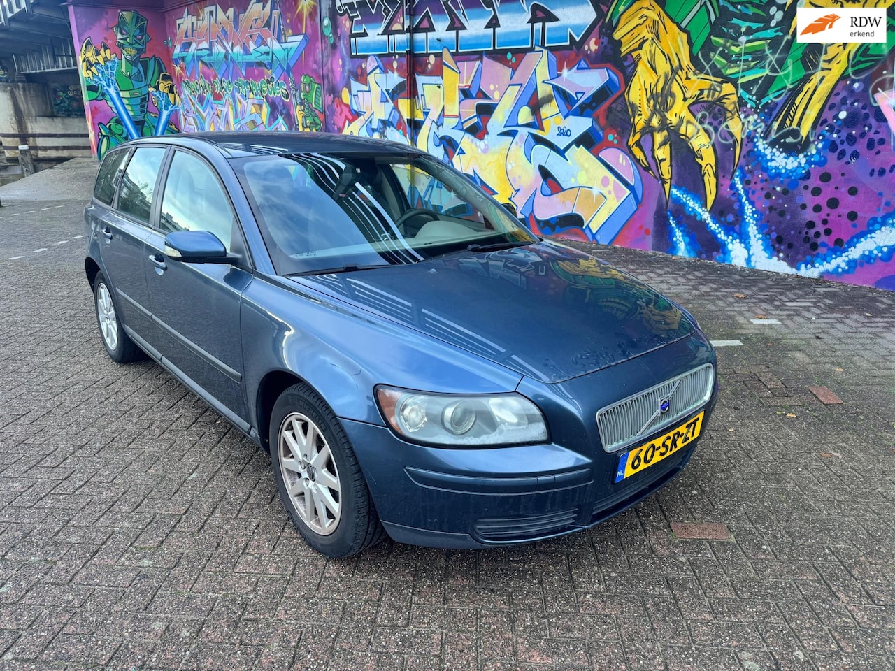 Volvo V50 - 1.8 station digitale airco sport velgen boeken aanwezig onderhouden auto rijd heerlijk net - AutoWereld.nl
