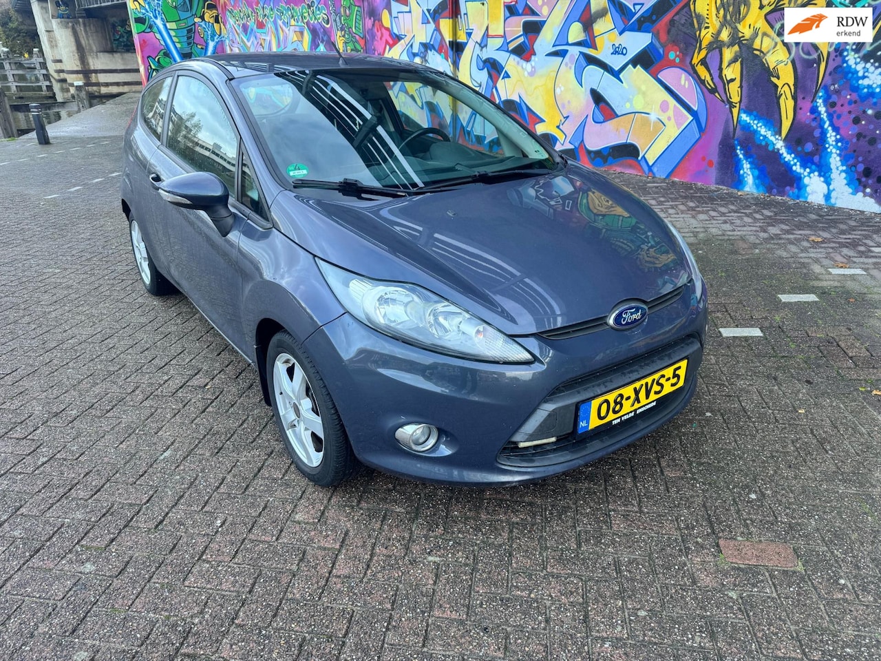 Ford Fiesta - 1.6 TDCi euro5. airco sport velgen elektrische ramen centrale vergrendeling rijd heerlijk - AutoWereld.nl