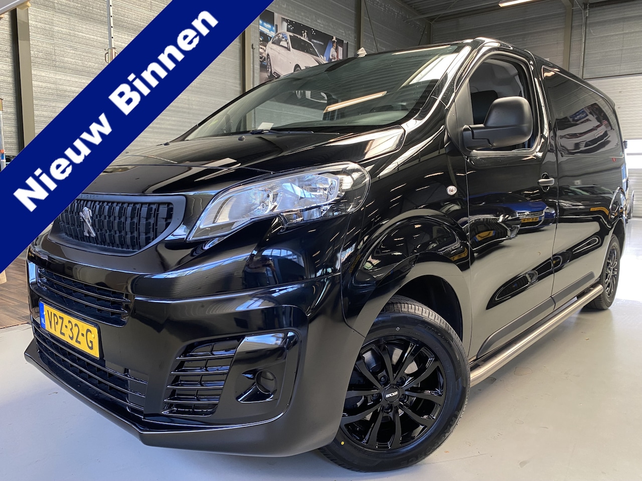 Peugeot Expert - 2.0 BlueHDI 180 Premium L2, Navi, Camera, 180pk, BPM VRIJ - AutoWereld.nl