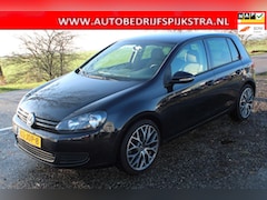 Volkswagen Golf - 1.4 TSI Trendline // 5-DRS / AUTOMAAT //