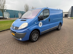 Renault Trafic - 2.5 dCi T29 L1H1