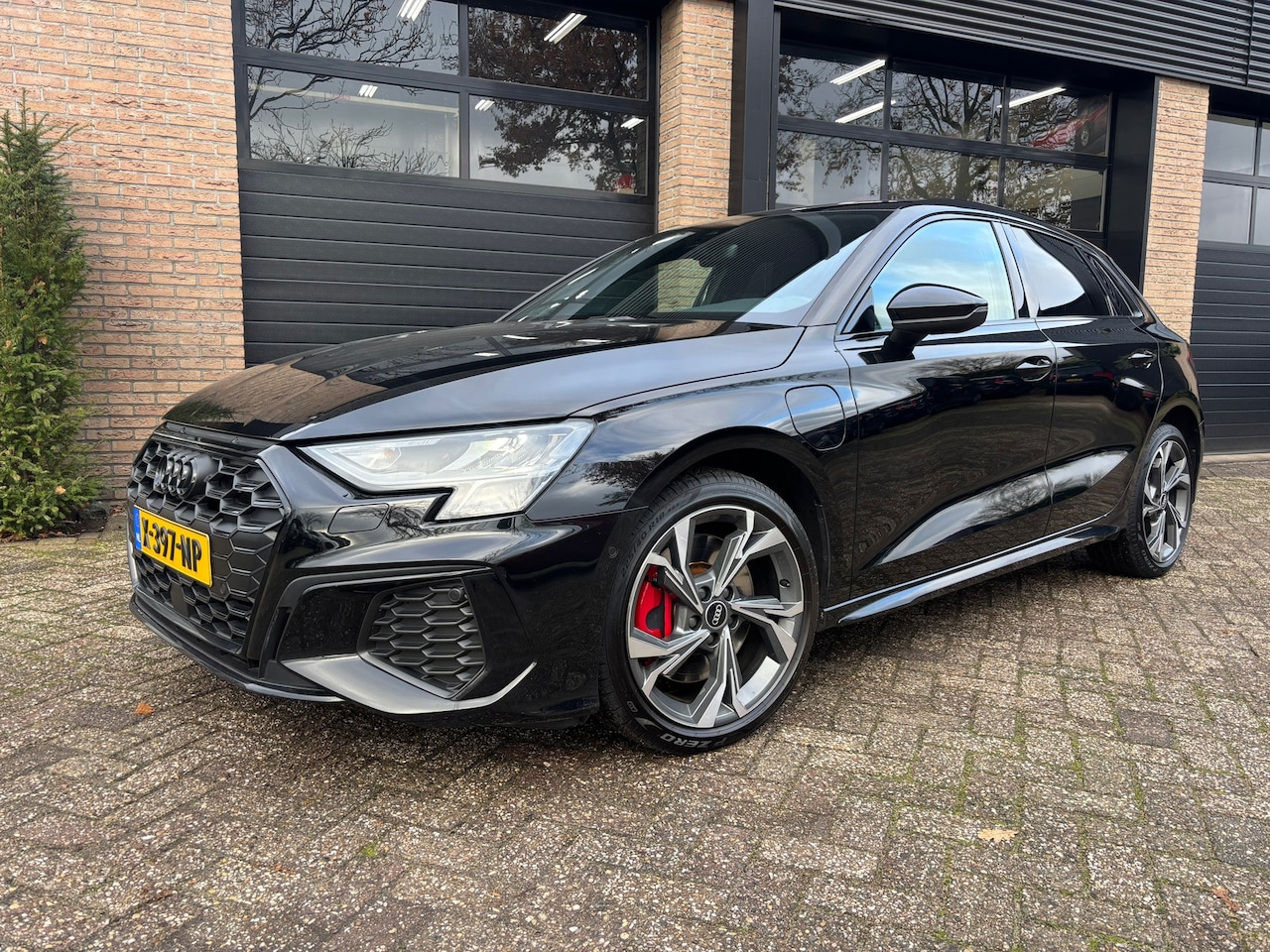 Audi A3 Sportback - 45 TFSI e S edition Competition 45 TFSI e S edition Competition - AutoWereld.nl