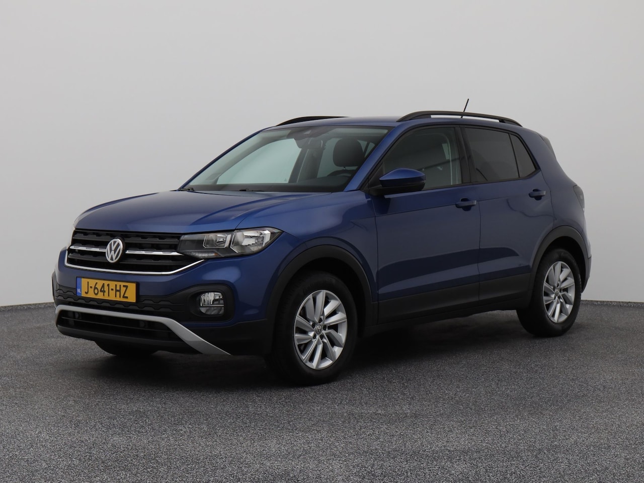 Volkswagen T-Cross - 1.0 TSI Life | ADAPTIVE | CARPLAY | TREKHAAK - AutoWereld.nl