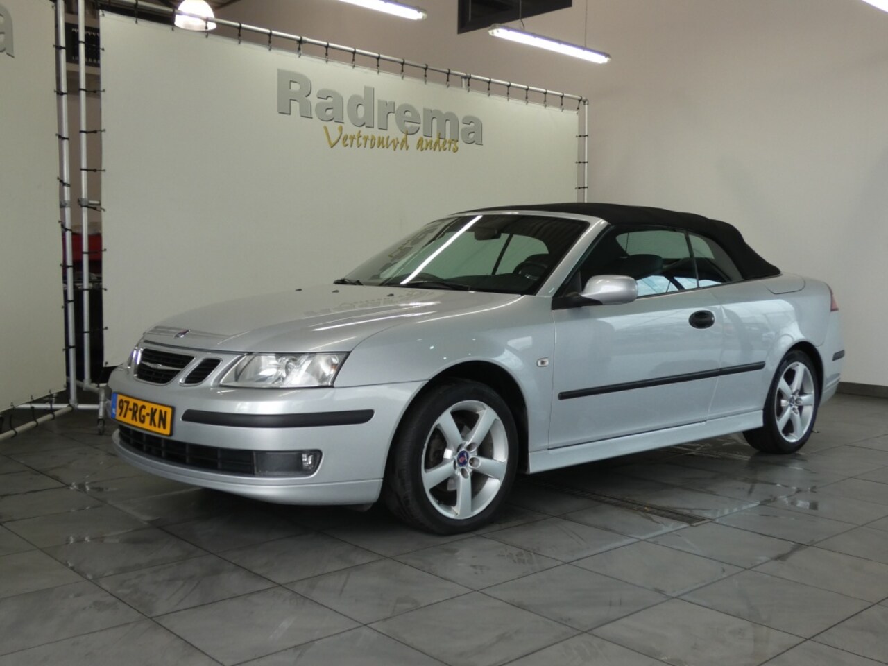Saab 9-3 Cabrio - 2.0t Cabrio Vector Mooie Auto ! - AutoWereld.nl
