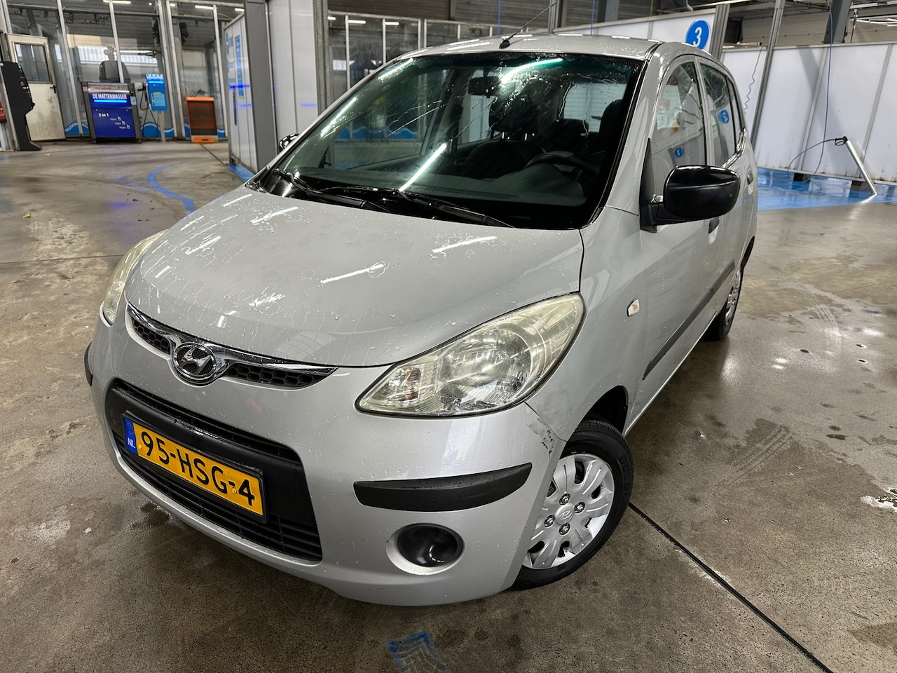 Hyundai i10 - MET AIRCO & NIEUW JAAR APK! I10 1.1 Active Cool - AutoWereld.nl