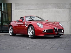 Alfa Romeo 8C Competizione Spider - 4.7 V8