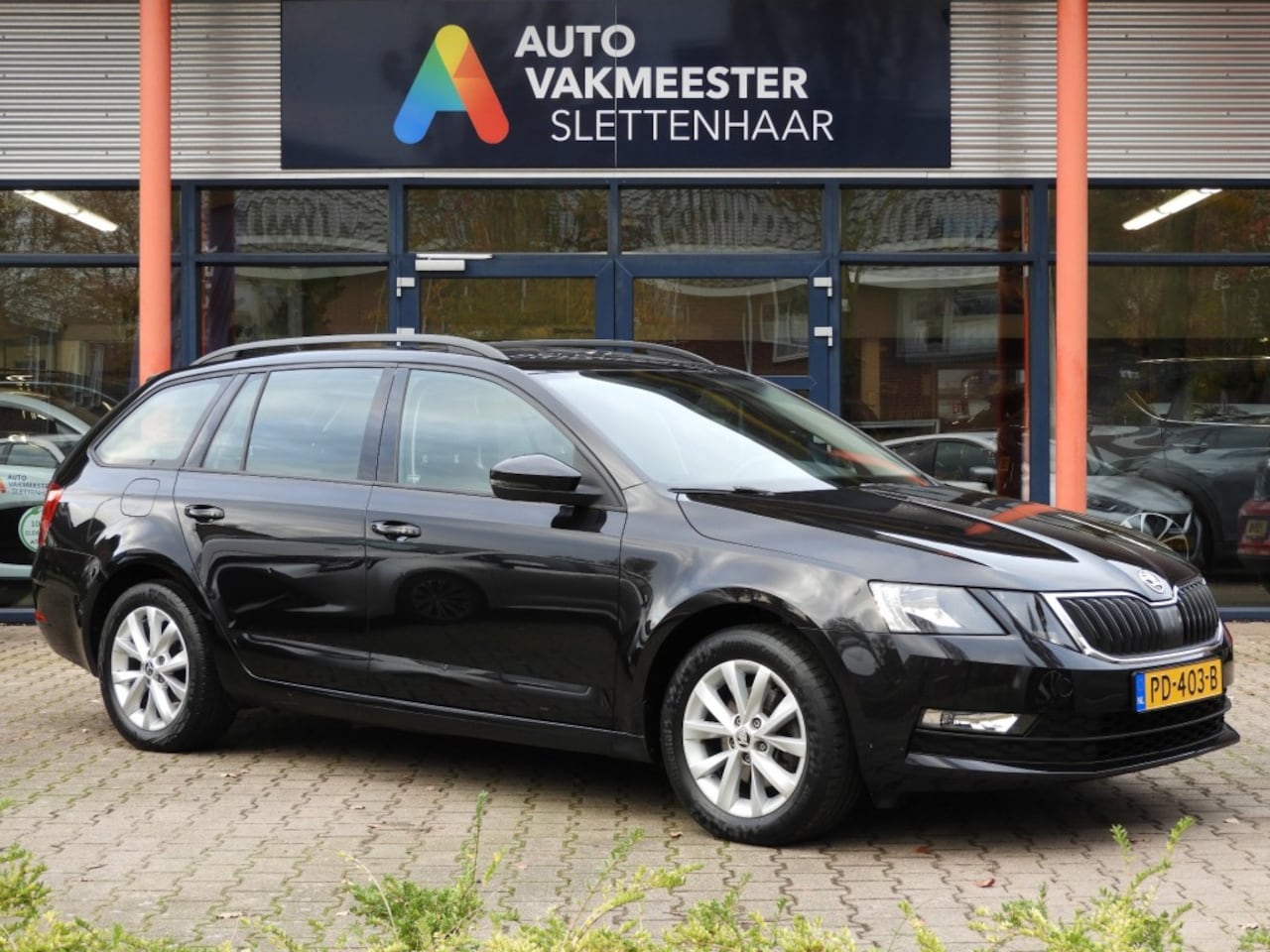 Skoda Octavia - 1.0 TSI TREKHAAK/CARPLAY AMBITION BUSINESS - AutoWereld.nl