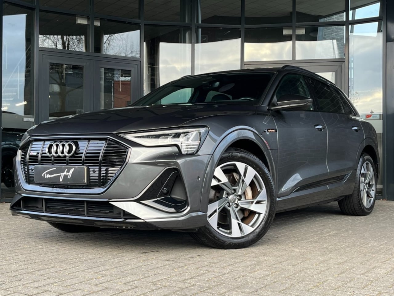 Audi e-tron - E-TRON 50 Q S-LINE - ORG. NL - SoH 93,3 - PANO - AutoWereld.nl