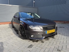 Audi A4 - 1.8 TFSI Pro Line - Lees tekst