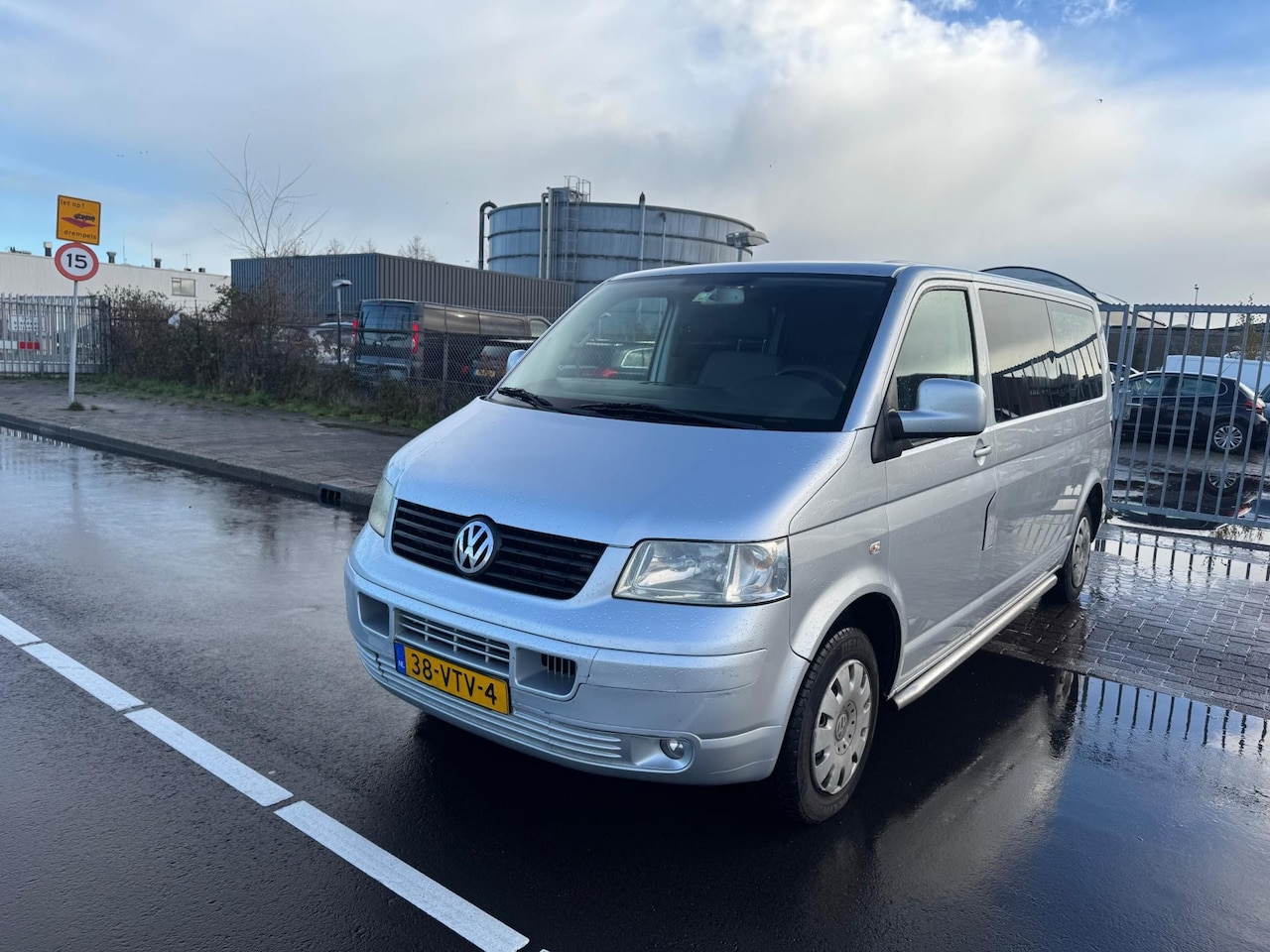 Volkswagen Transporter - 2.5 TDI 340 4MOTION Budgetline DC AIRCO - AutoWereld.nl