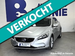 Volvo V40 - 1.5 T3 Nordic+ automaat, standkachel