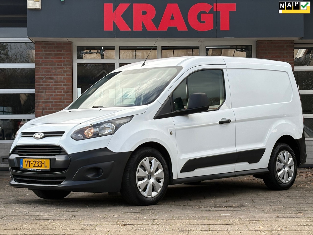 Ford Transit Connect - 1.6 TDCI L1 Ambiente|NAP|bluetooth|elektrische ramen|trekhaak|schuifdeur|radio - AutoWereld.nl